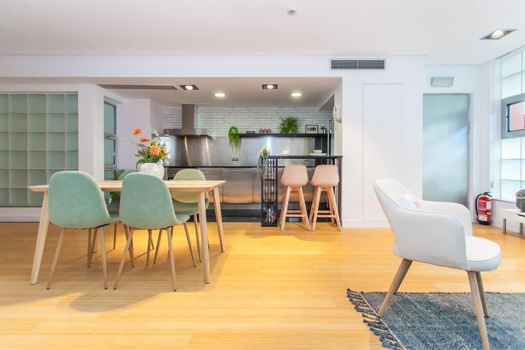 Atocha, Precioso Piscina Y Parking At Lavapies Apartman Madrid Kültér fotó
