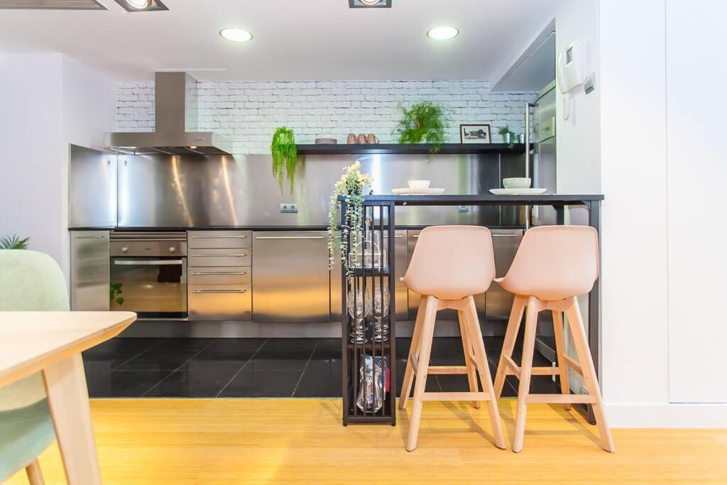 Atocha, Precioso Piscina Y Parking At Lavapies Apartman Madrid Kültér fotó