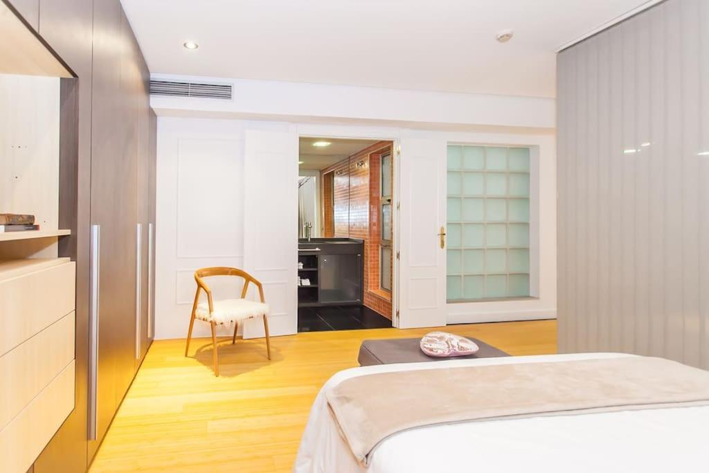 Atocha, Precioso Piscina Y Parking At Lavapies Apartman Madrid Kültér fotó