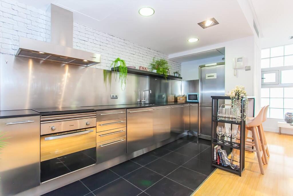 Atocha, Precioso Piscina Y Parking At Lavapies Apartman Madrid Kültér fotó